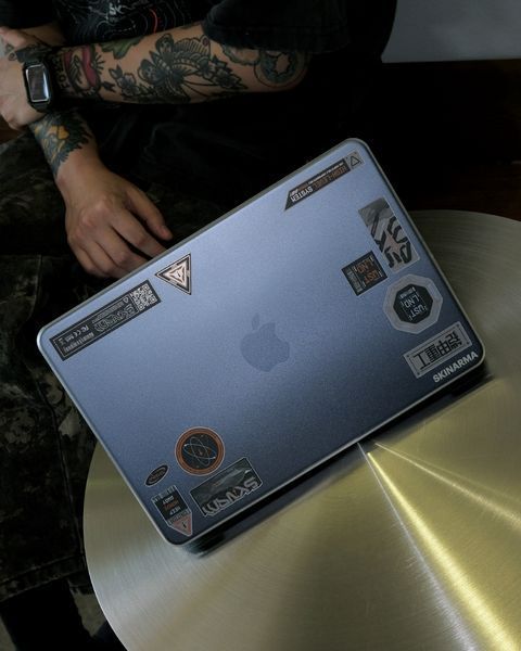 Чохол Skinarma Aeron для MacBook Neo 13" (A18 PRO) Frost Clear SK-MBNEO13-AERFCLR фото