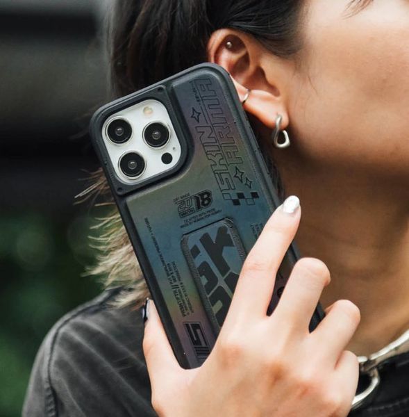 Чехол Skinarma Kira Kobai Mag-Charge для iPhone 16 Pro Max Hologram SK-2024IPP69-KIRAB-HOL фото