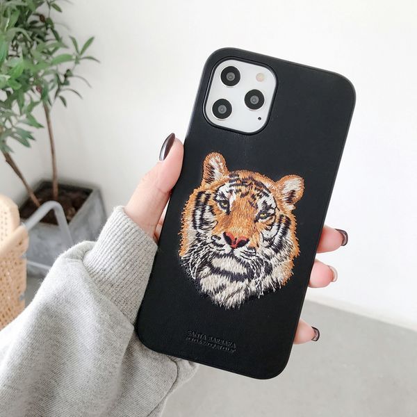 Чохол Santa Barbara Polo Savanna з вишивкою "Тигр" для iPhone 13 Pro Чорний 108207-3 фото